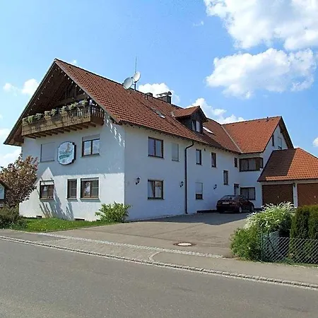 Wiesenhof 3* Heroldstatt