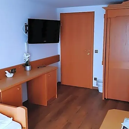 Wiesenhof 3*